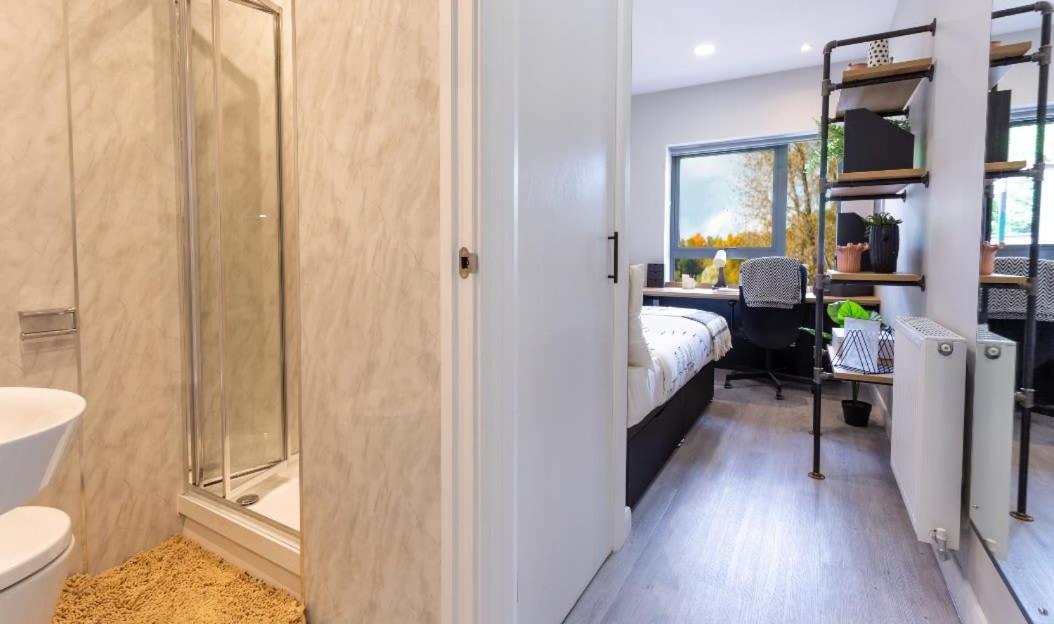 Cosy Ensuite Bedrooms At Electric Press Near Sheffield City Centre 객실 사진